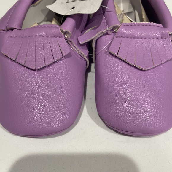 Romirus baby shoes Baby Moccasins - fringe ๐ First Walkers NWT purple size 2 - Picture 4 of 6
